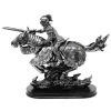 Figurina cavaler calare Giftdeco MC-23152, rasina, 31 x 22,5 x 11 cm
