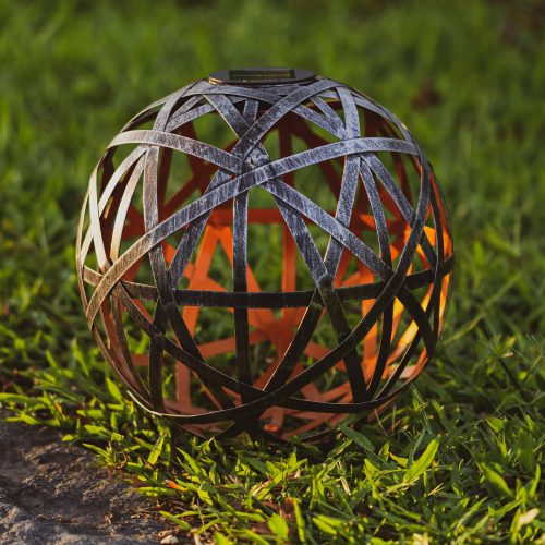 Lampa solara de exterior Navaris, Iluminare LED, 30 cm, Pornire/oprire automata, 47543.09