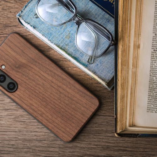 Husa Kwmobile pentru Samsung Galaxy S24 FE, Maro, Lemn/Silicon, KWM000021WK001C
