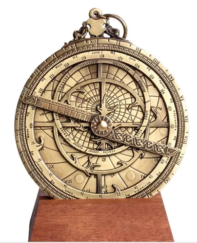 Astrolab decorativ Hemisferium H32, alamă și lemn, înălțime 12 cm, diametru 10 cm, stil modern, renaștere