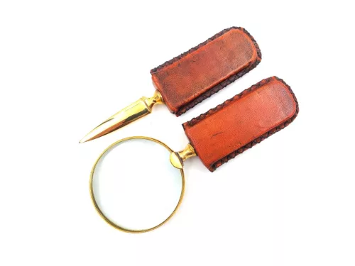 Lupă Giftdeco, alamă, sticlă și piele, lungime 18,5 cm, diametru 7,5 cm, stil colonial