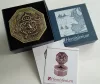 Busolă Hemisferium H44, alamă și lemn, înălțime 5,8 cm, lățime 12,5 cm, stil nautic
