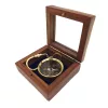 Busolă Giftdeco KR30, alamă, sticlă și lemn, diametru 3,5 cm, stil nautic, clasic