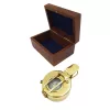 Busolă Giftdeco CA32/2.5, alamă și lemn, lungime 10 cm, diametru 6,5 cm