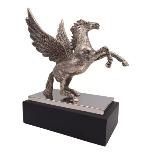 Figurină decorativă Pegas Giftdeco NI9935 – 27,5 x 16 x 36 cm, aluminiu, oțel și lemn