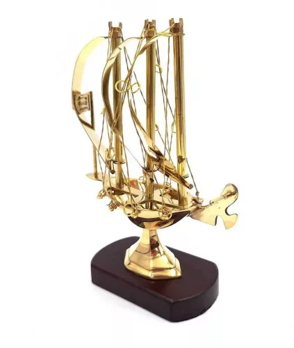 Obiect decorativ Giftdeco N-4450A, alamă și lemn, înălțime 20 cm, stil nautic