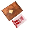 Set de cărți Giftdeco DNU-2985 în cutie din lemn, simbol pică, 11 x 8 x 4,5 cm