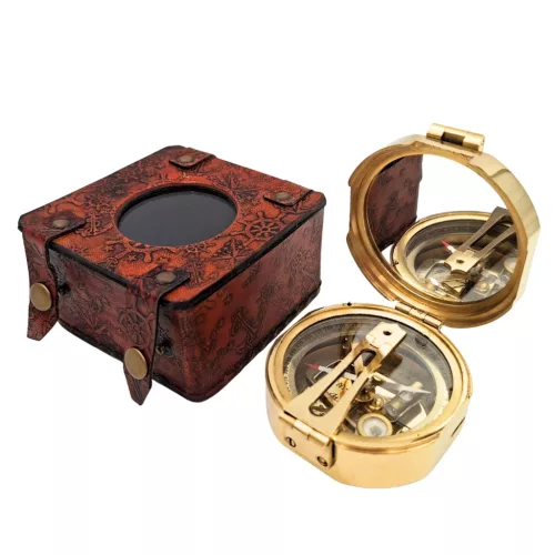 Busolă Giftdeco CB5L, alamă și piele, 7,5 x 7 x 3,4 cm, stil retro