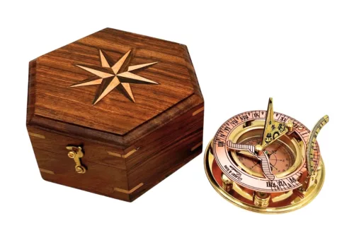 Busolă Giftdeco NC126, alamă, metal și lemn, 14,5 x 12 x 6,3 cm, stil retro, vintage, nautic