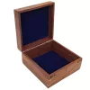 Cutie cadou din lemn Giftdeco NSHBOX deschisă, cu interior bleumarin